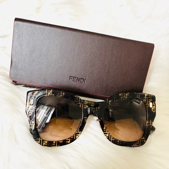 FENDI FF logo acetate sunglasses in Havana print - Picture 8 of 14